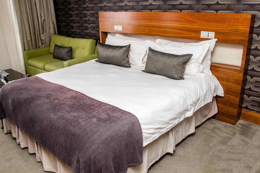 เดอะ สแควร์ บูทิก โฮเต็ล บาย มิสตี้ บลู โฮเต็ล Hotel เดอร์บัน ภายนอก รูปภาพ