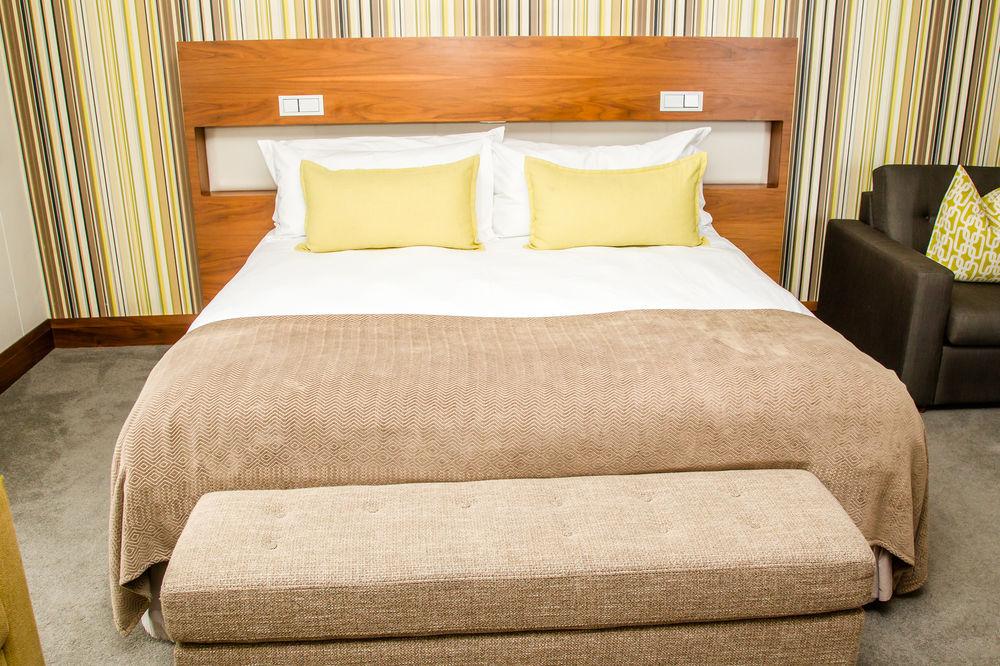 เดอะ สแควร์ บูทิก โฮเต็ล บาย มิสตี้ บลู โฮเต็ล Hotel เดอร์บัน ภายนอก รูปภาพ