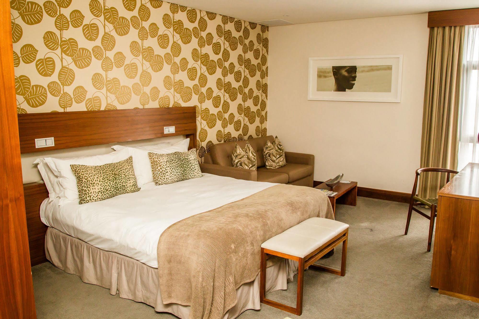 เดอะ สแควร์ บูทิก โฮเต็ล บาย มิสตี้ บลู โฮเต็ล Hotel เดอร์บัน ภายนอก รูปภาพ